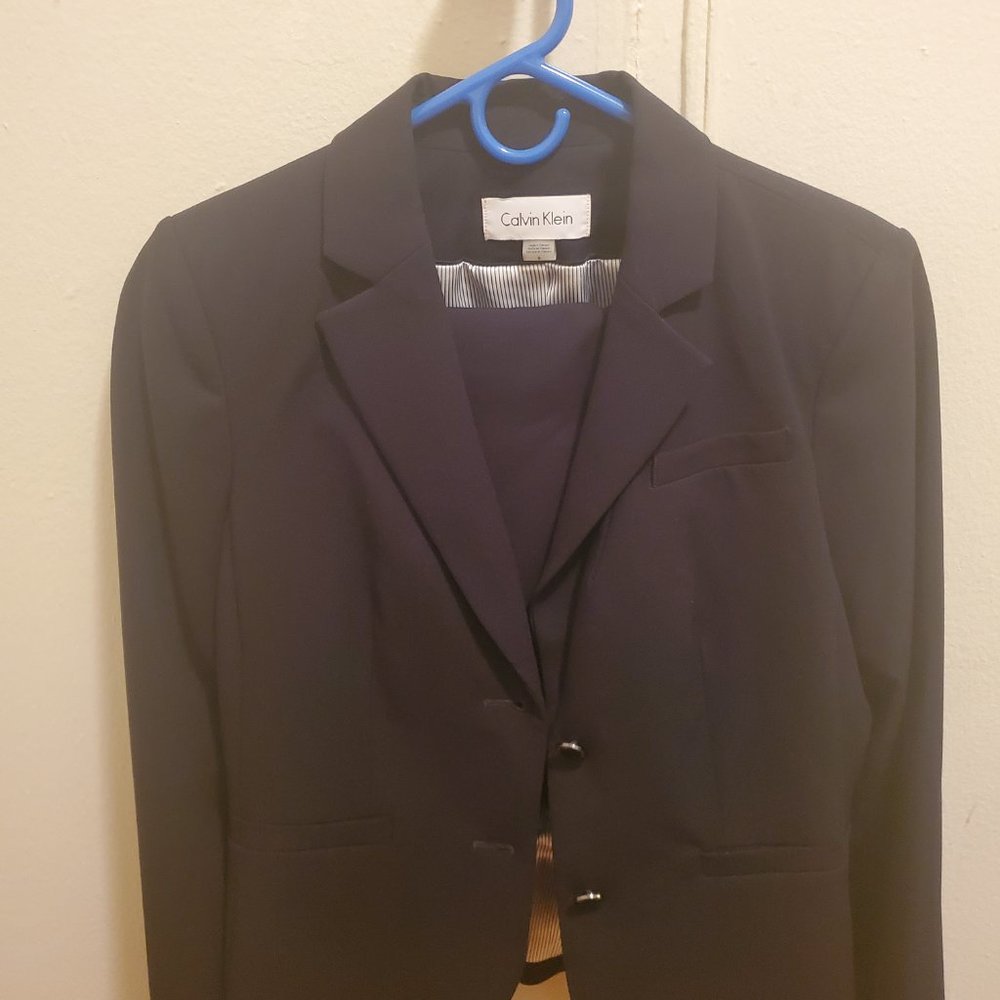 Black Calvin Klein Suit set (Skirt and Blazer) Size 8